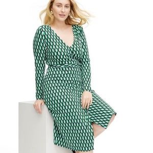 Diane von Furstenberg x Target Long-Sleeve Midi Arrow Geo Green Wrap Dress- MED